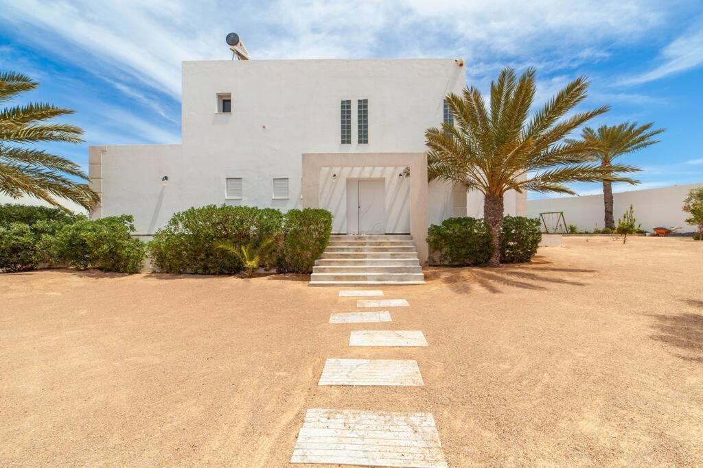 Dar Meryem Villa Piscine Sans Vis-A-Vis Djerba Midoun Exterior photo